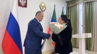 ? Дорогие наши женщины!Вы – главное украшение, достояние и гордость Дагестана, истинное воплощение нежности, чуткости и доброты, источник вдохновения для нас, мужчин. Вы вносите свой вклад в развитие...